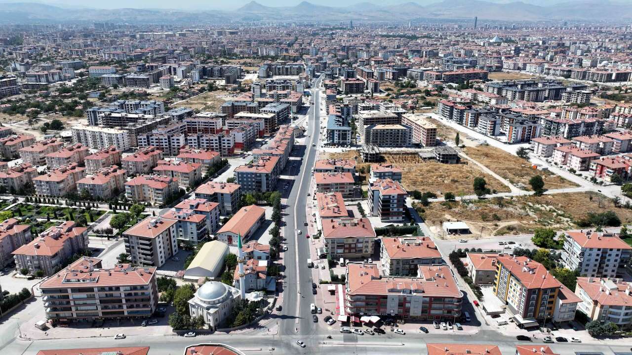 Karatay’ın kritik noktalarındaki cadde ve bağlantı yolları trafiğe açıldı 8